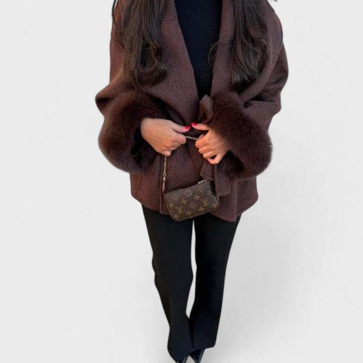 Woolisse – Elegant Coat with Faux Fur Details